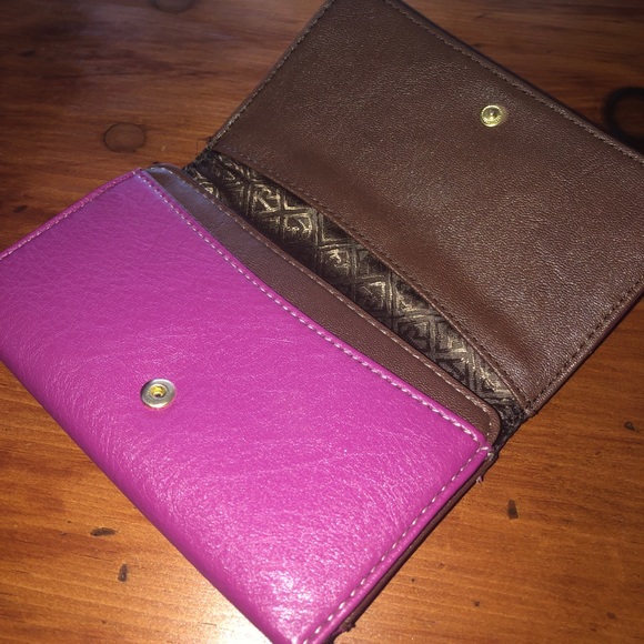 Relic Wallet - Picture 4 of 5